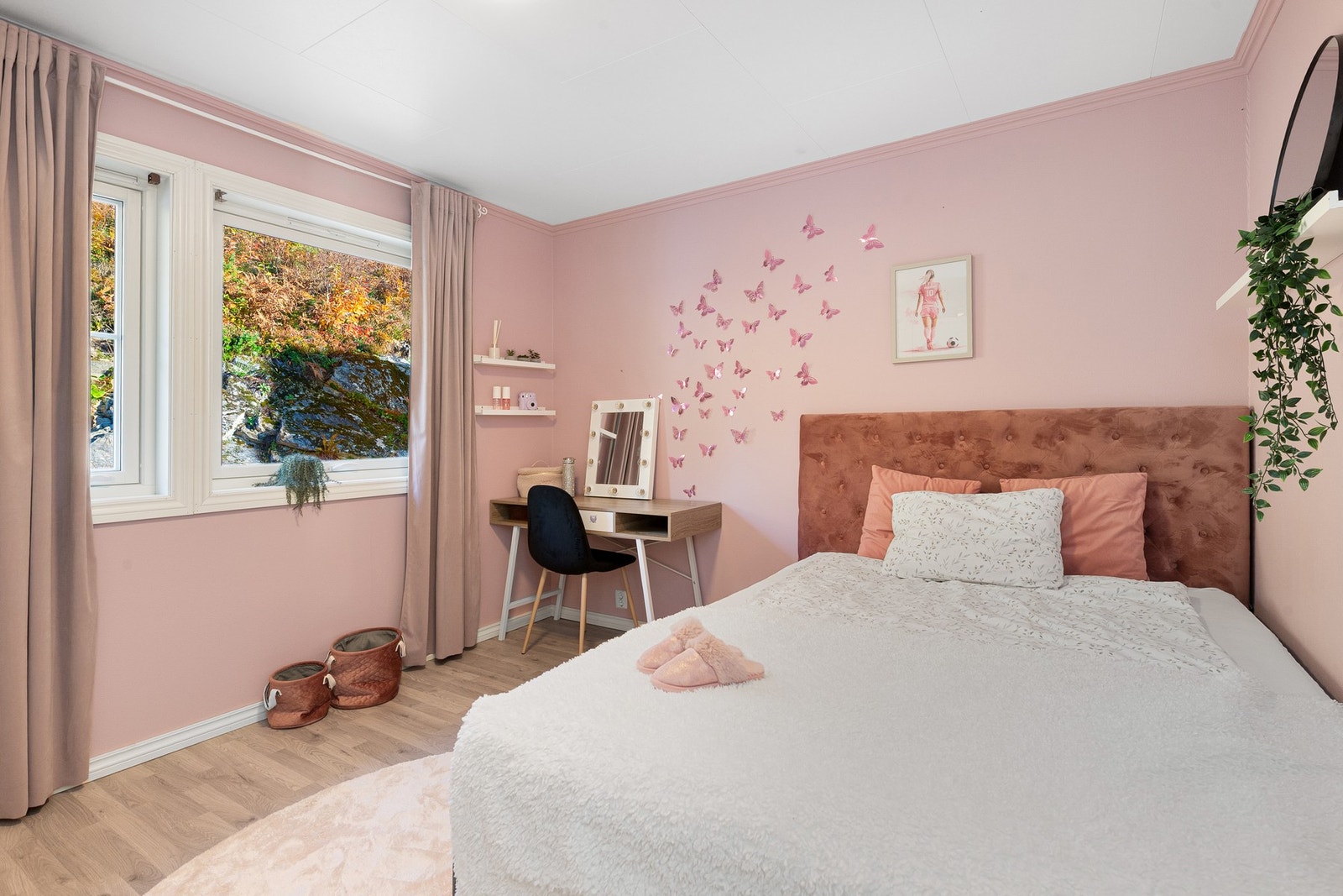 Soverom i 1.etasje Galleribilde