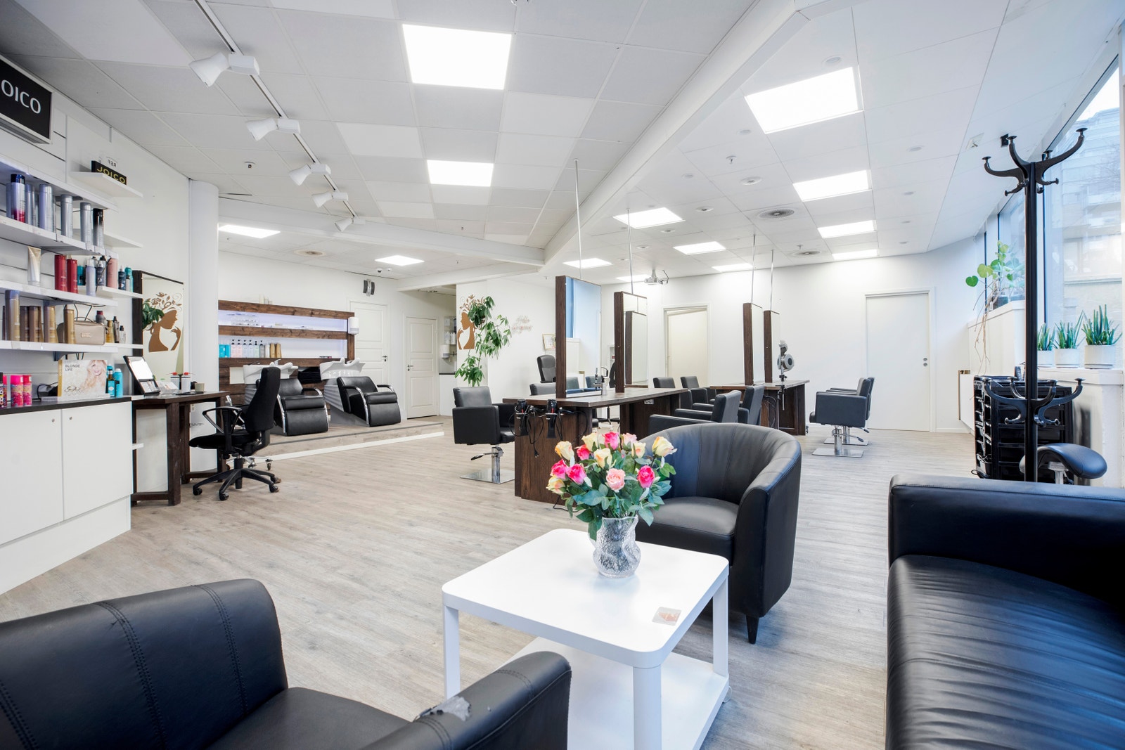 Store, lyse flater med meget gode lysforhold Galleribilde