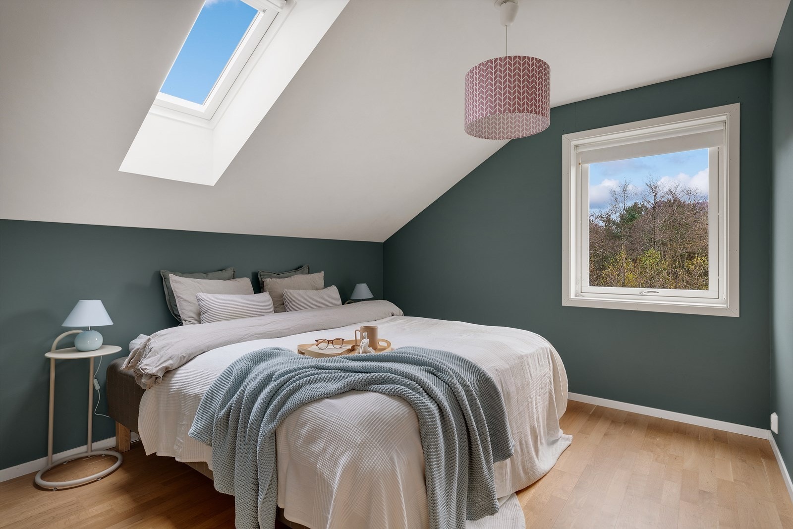 Soverom 2 er 9,4m². Galleribilde