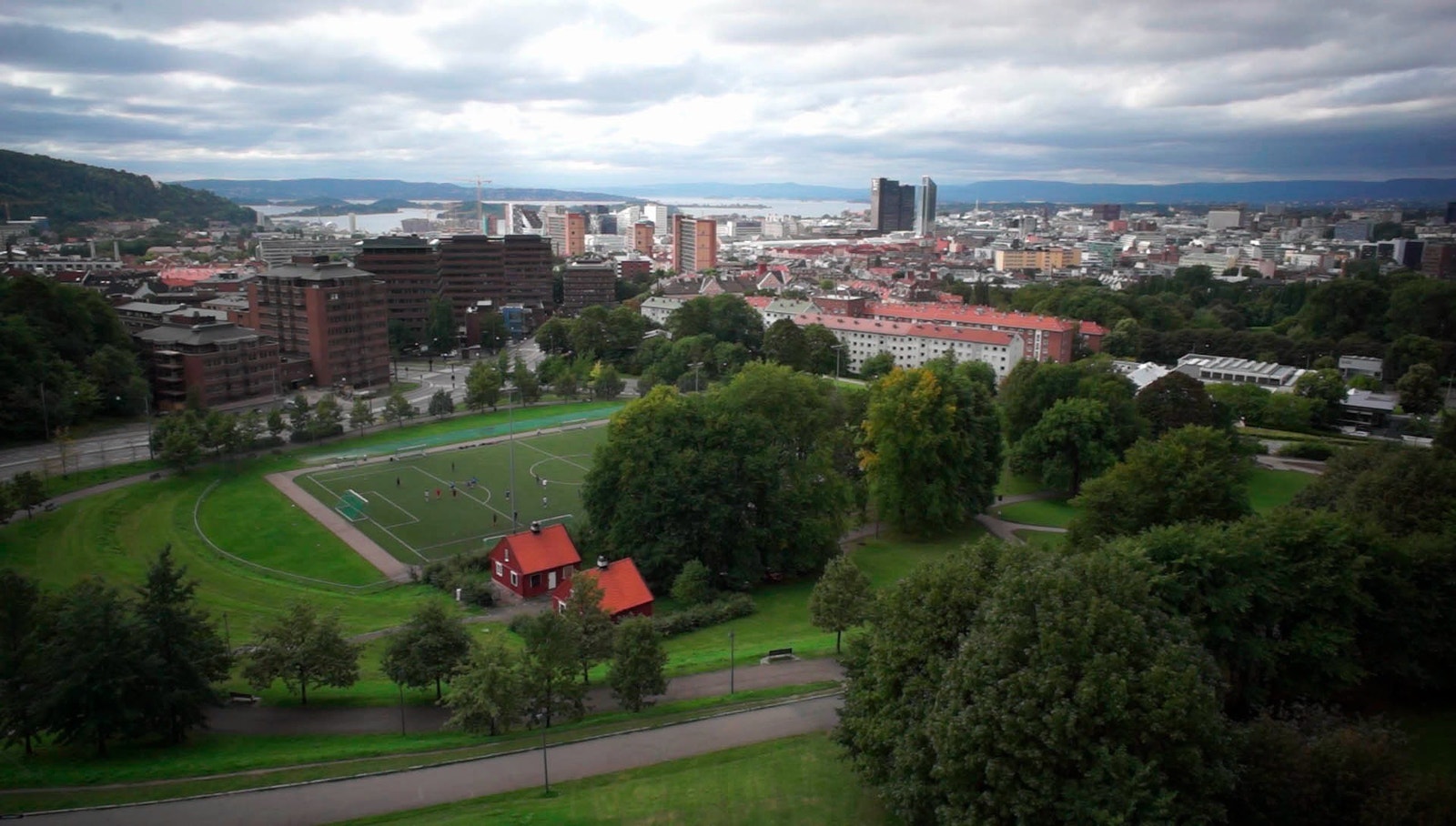 Utsikt over Oslo fra Tøyentaket Galleribilde