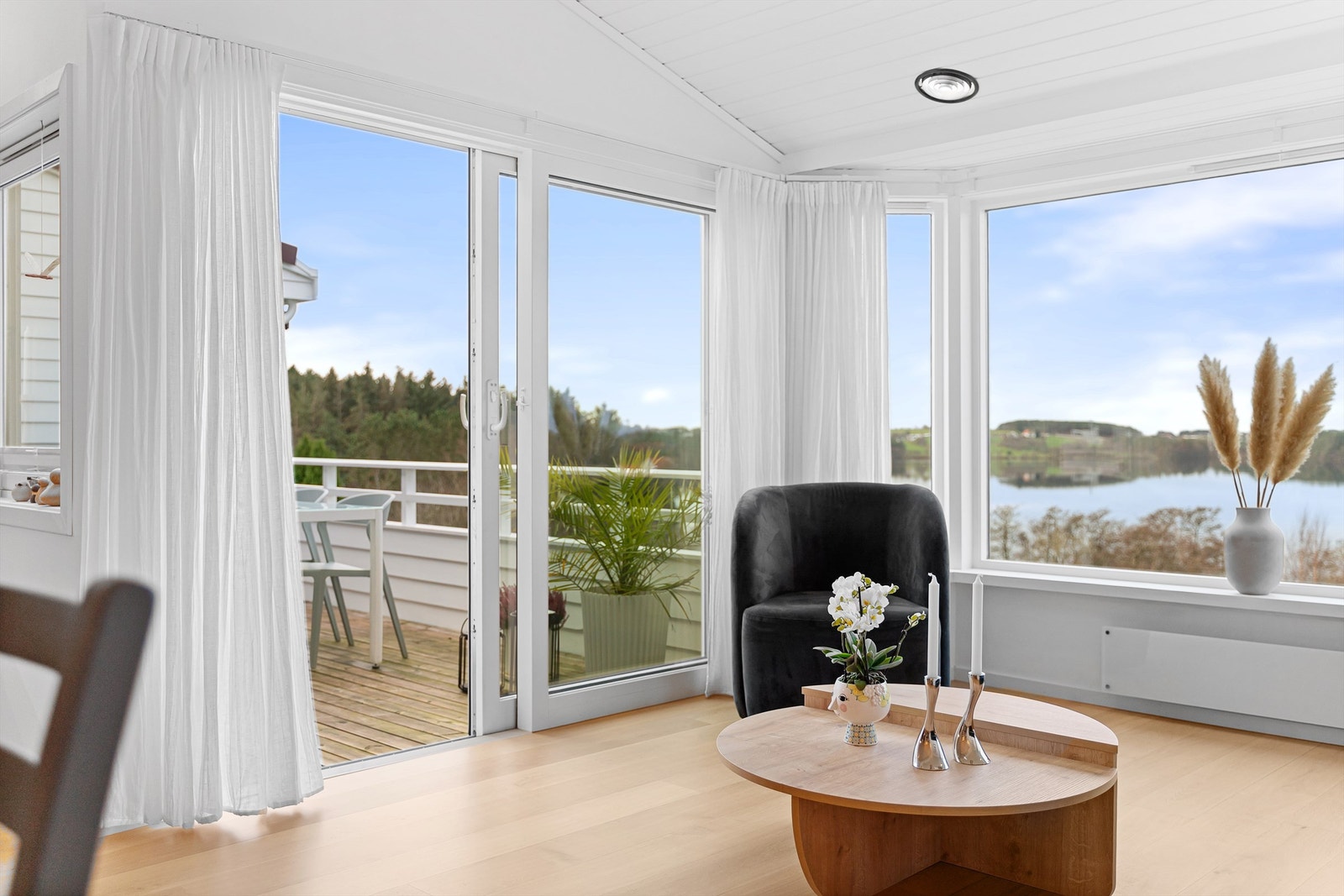 Direkte utgang til balkong. Galleribilde