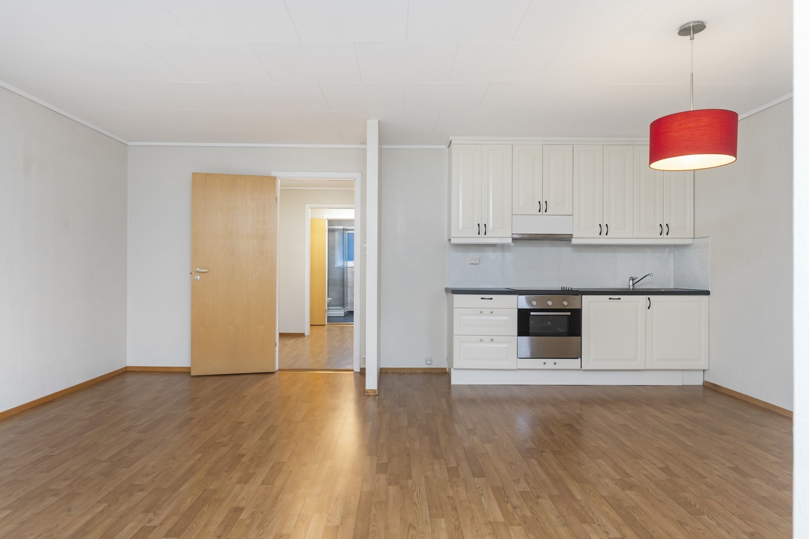 Kjøkkeninnredning fra IKEA som ble satt inn i 2010. Galleribilde