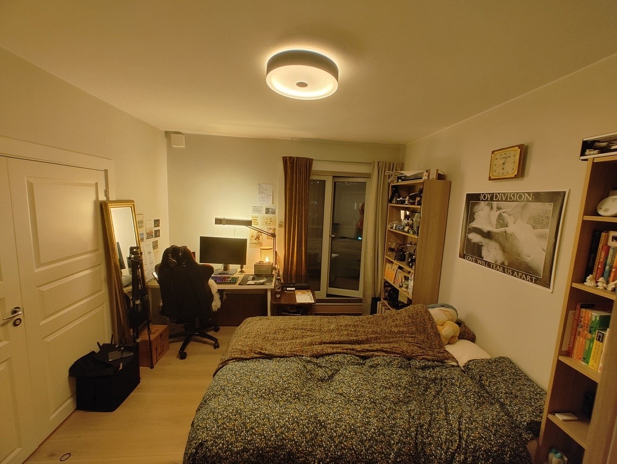 Soverom 3 (eg. stue). Møblering fra tidligere leietaker. Galleribilde