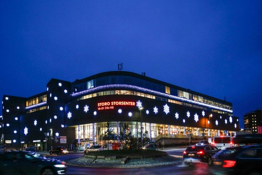 Storo Shoppingssenter + Sats. 5 min. med trikken. Galleribilde