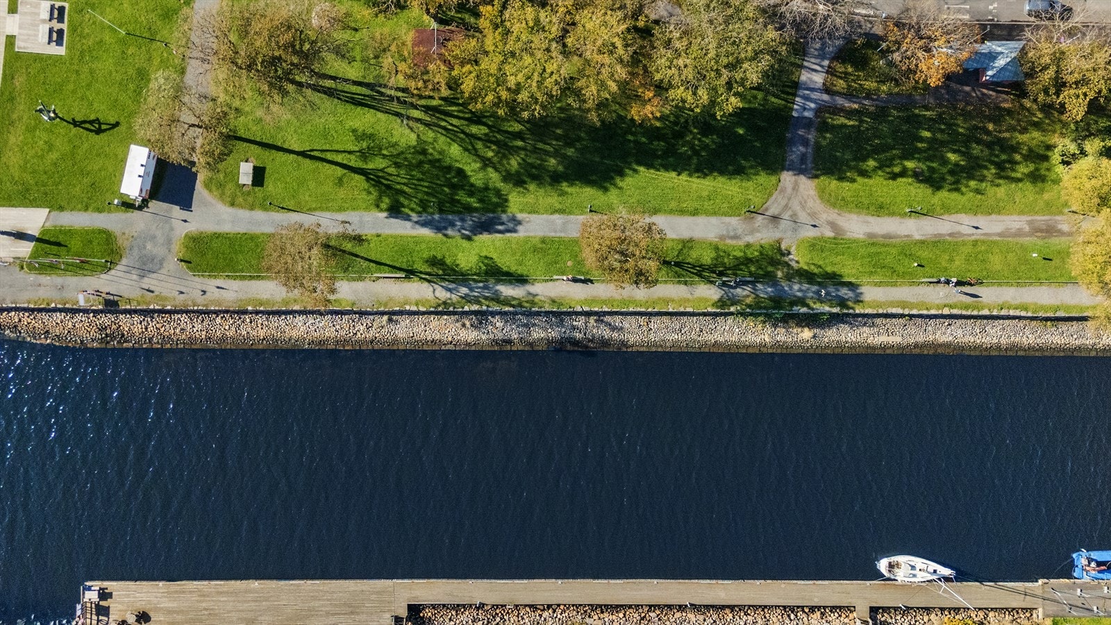 Kanalparken ligger like ved og byr på flotte rekreasjonsmuligheter. Galleribilde
