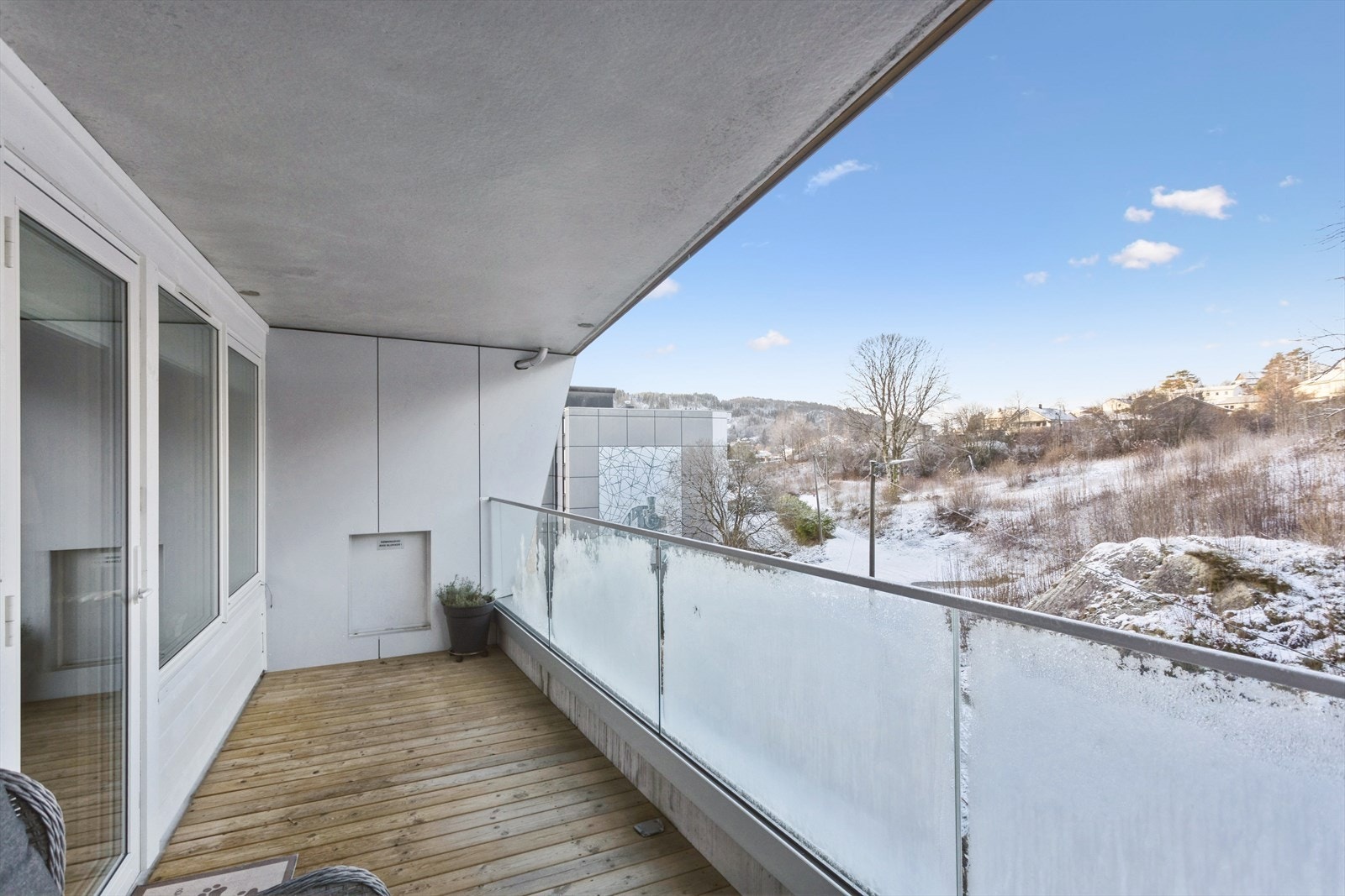 Flott overbygget balkong på hele 10,8 kvm. Galleribilde