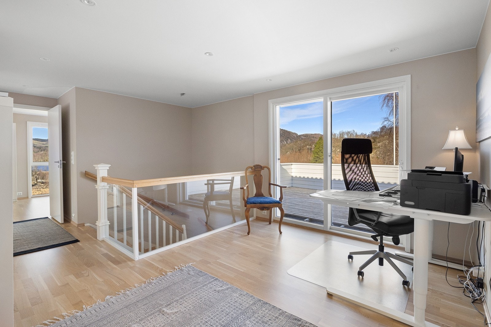 2.etg, med utgang balkong Galleribilde