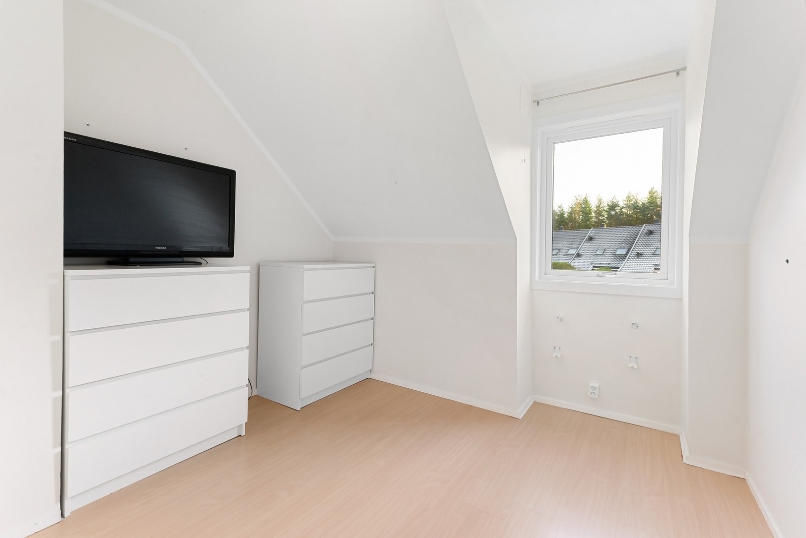 Soverom 3 er et godt barnerom eller hjemmekontor. Galleribilde