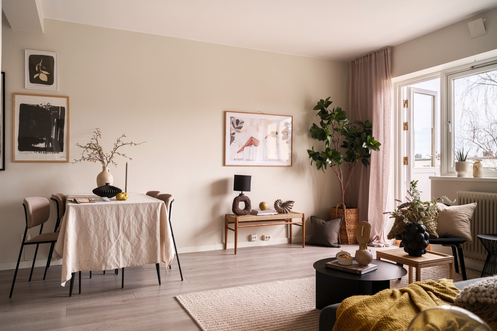 Her får du en lekker leilighet med god planløsning og fin størrelse på alle rom. Galleribilde