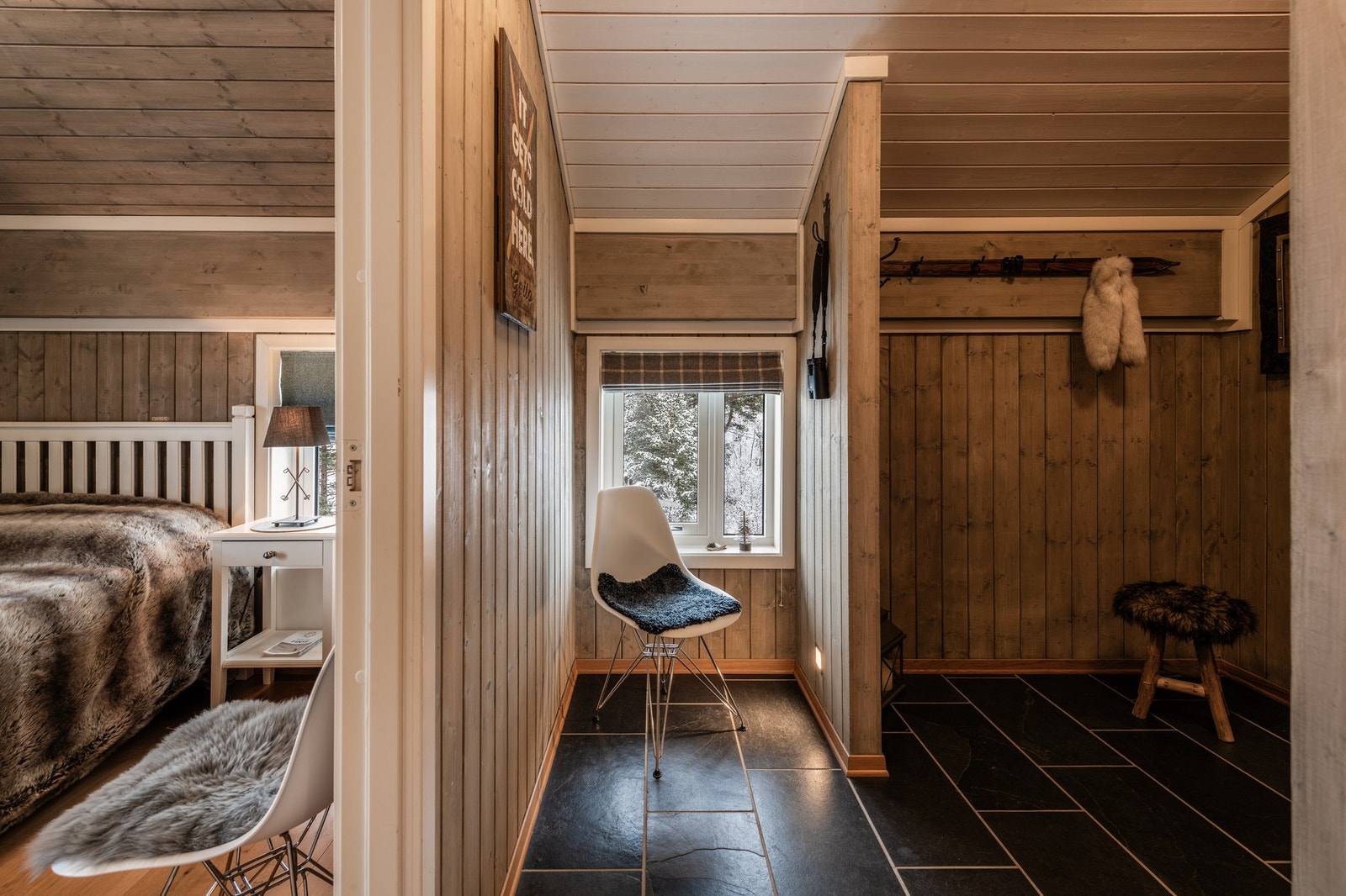 Flislagt entré Galleribilde