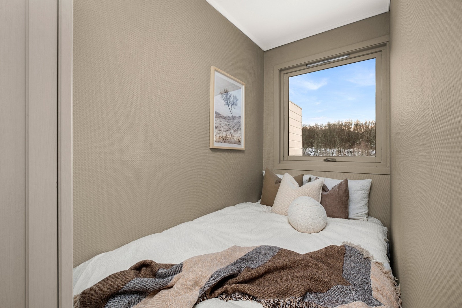 Sovealkove på 4 kvm. alkoven er ikke godkjent som soverom. Galleribilde