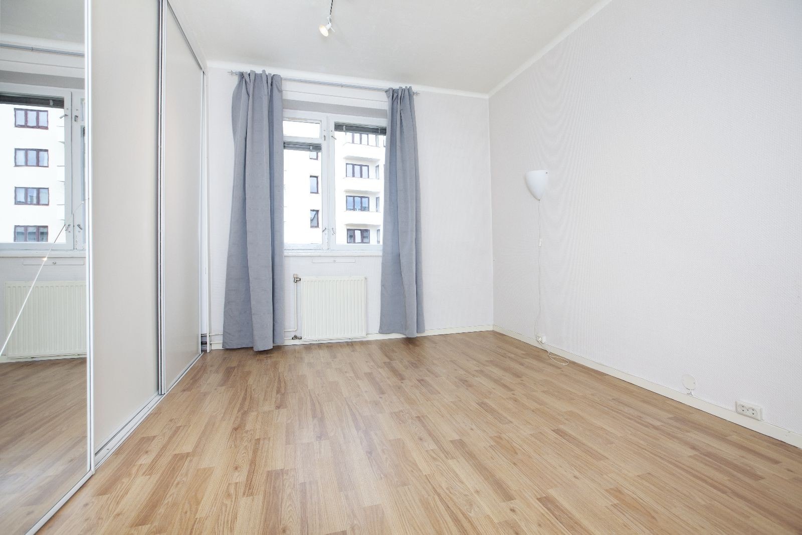 Hovedsoverom med garderobe Galleribilde