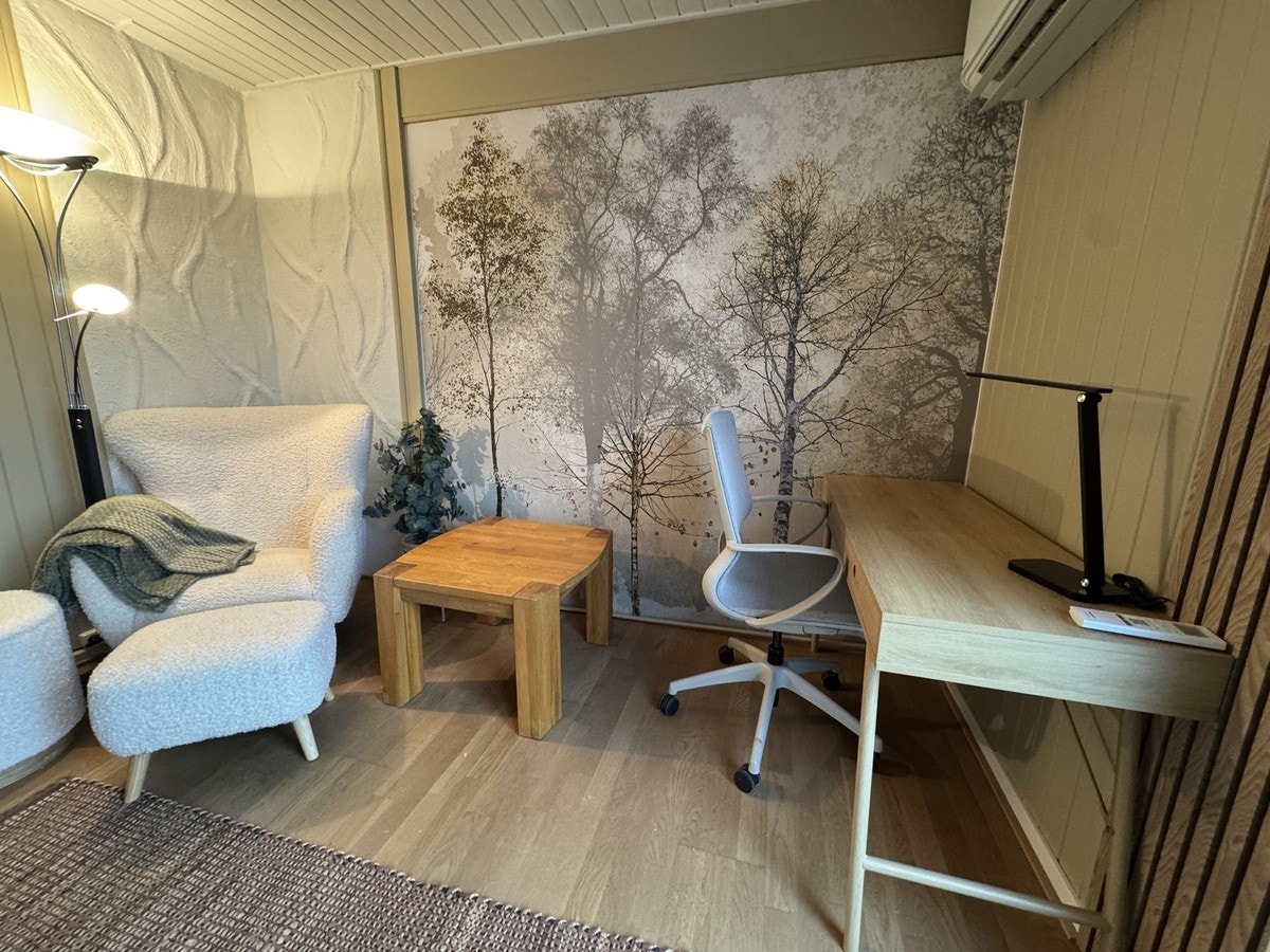 Rom 2 i hovedetasje Galleribilde