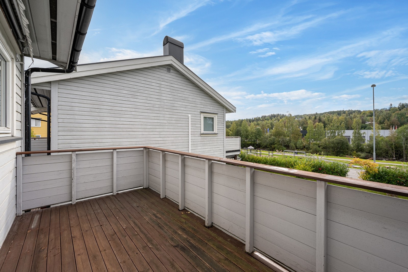 Romslig terrasse Galleribilde