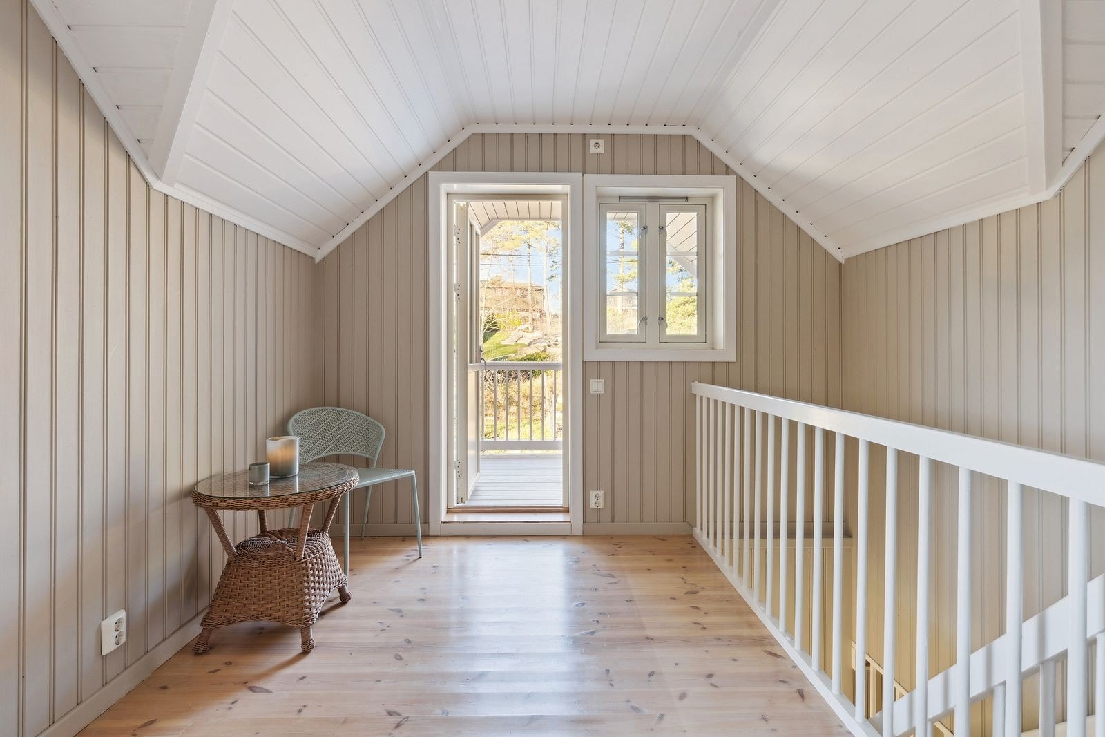 Utgang til balkong i 2 etg Galleribilde