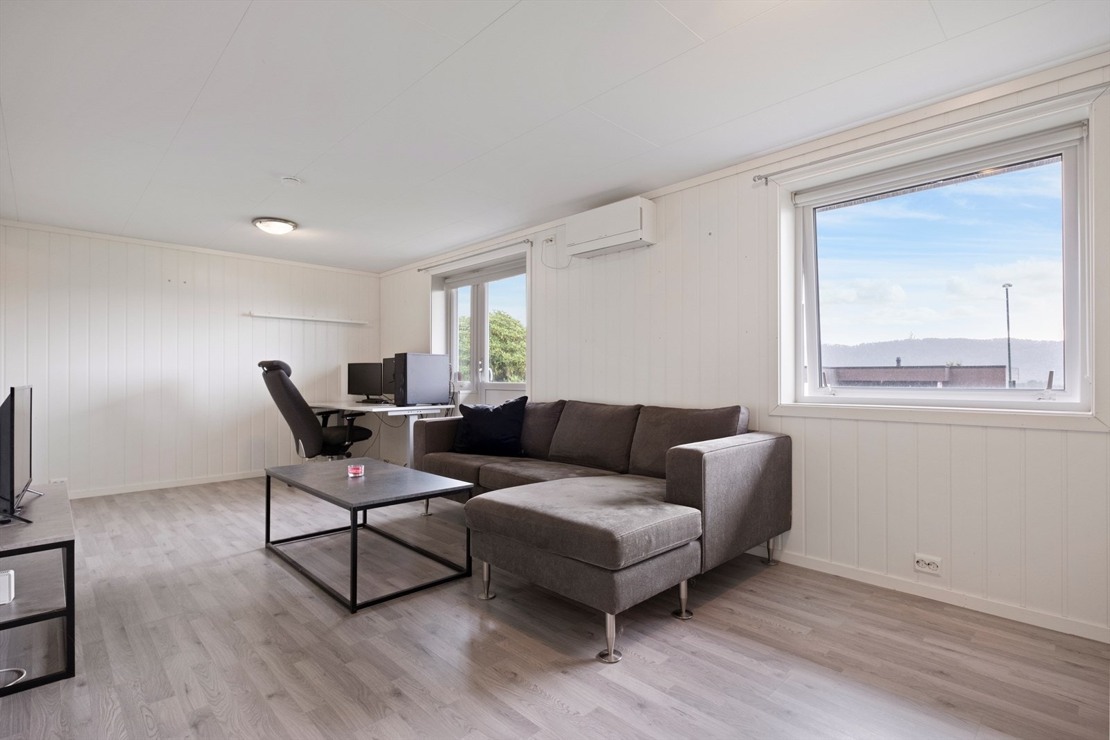 Godt lysinnslipp på stue Galleribilde