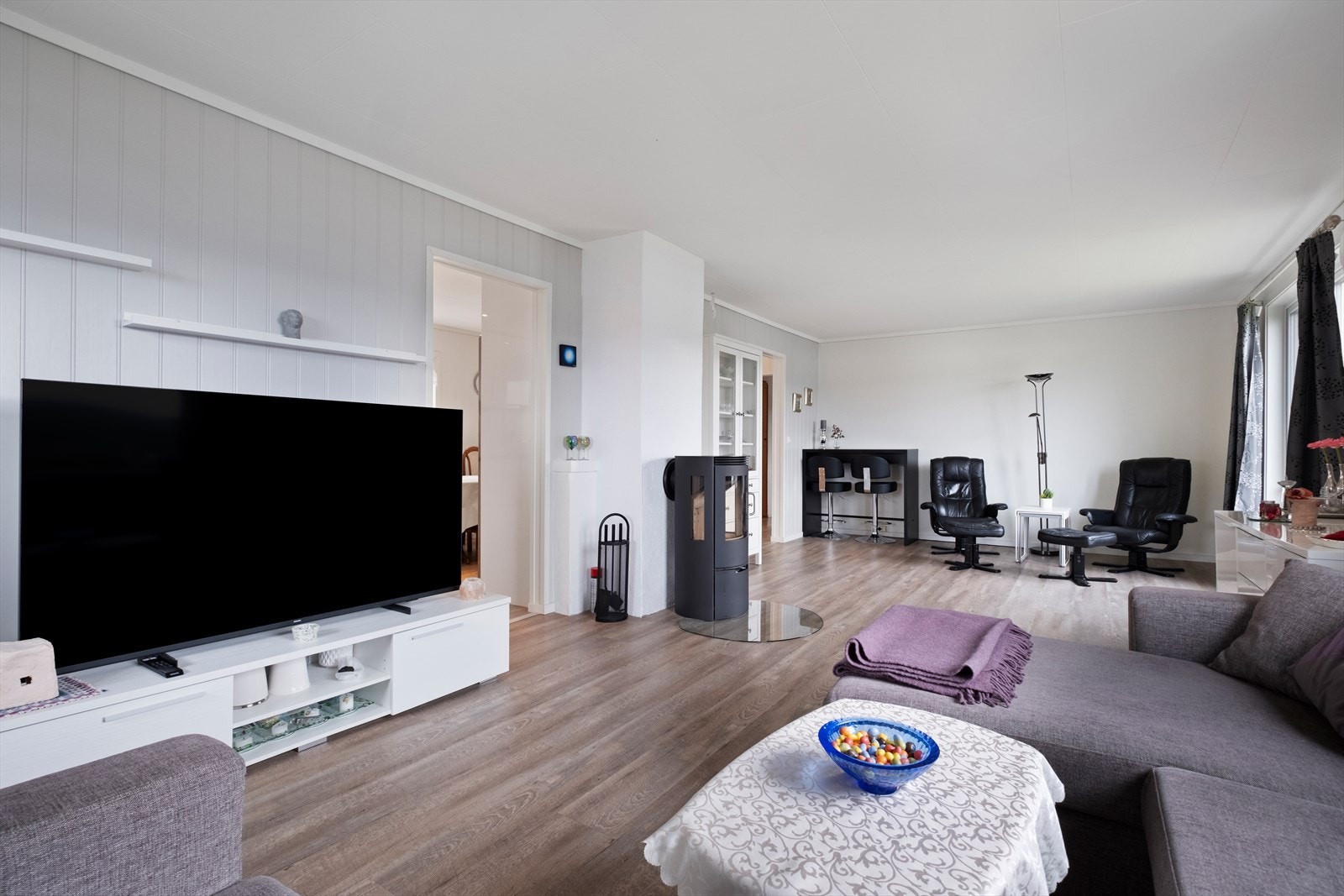 Romslig stue Galleribilde