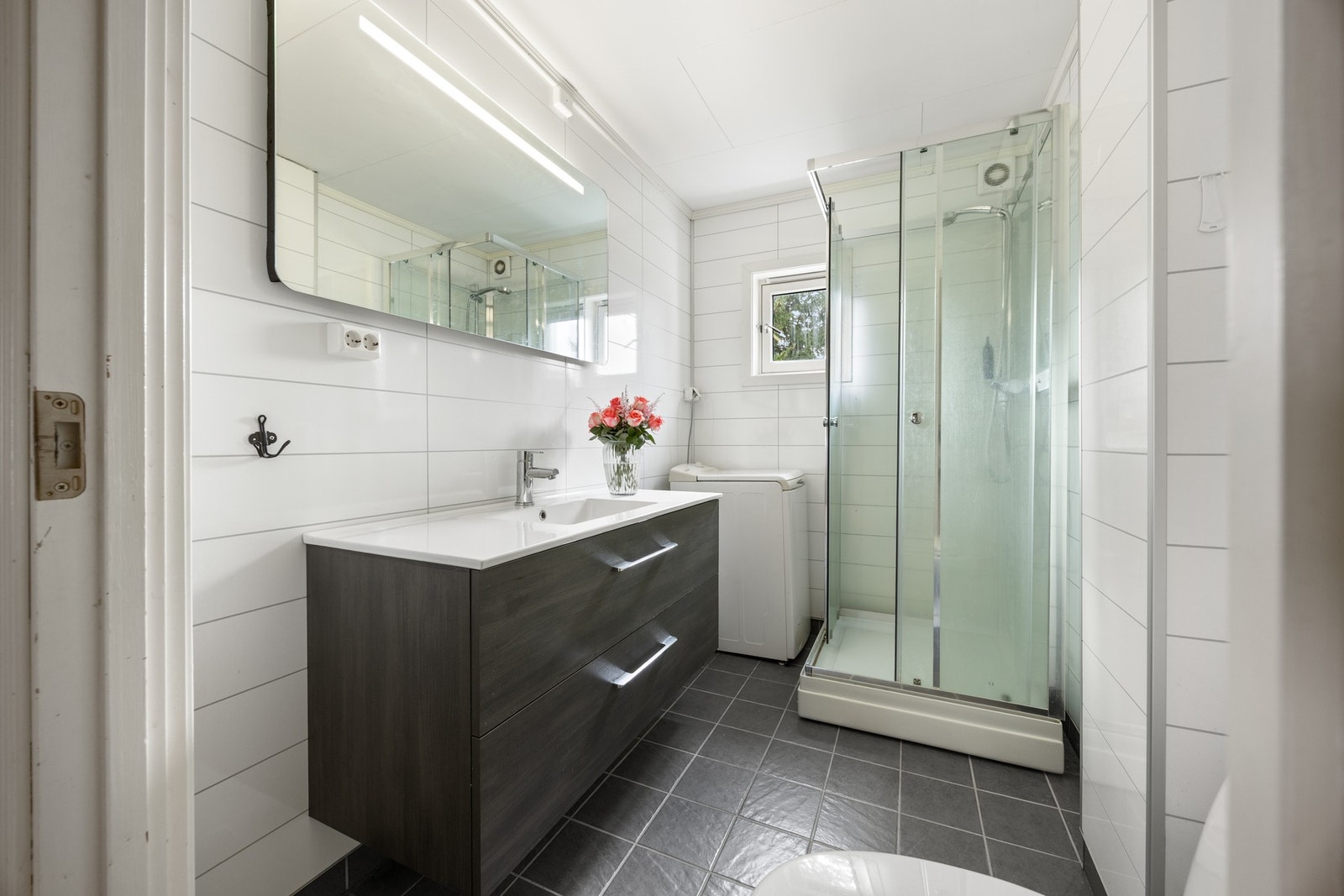 Bad - ca 4 kvm. Galleribilde