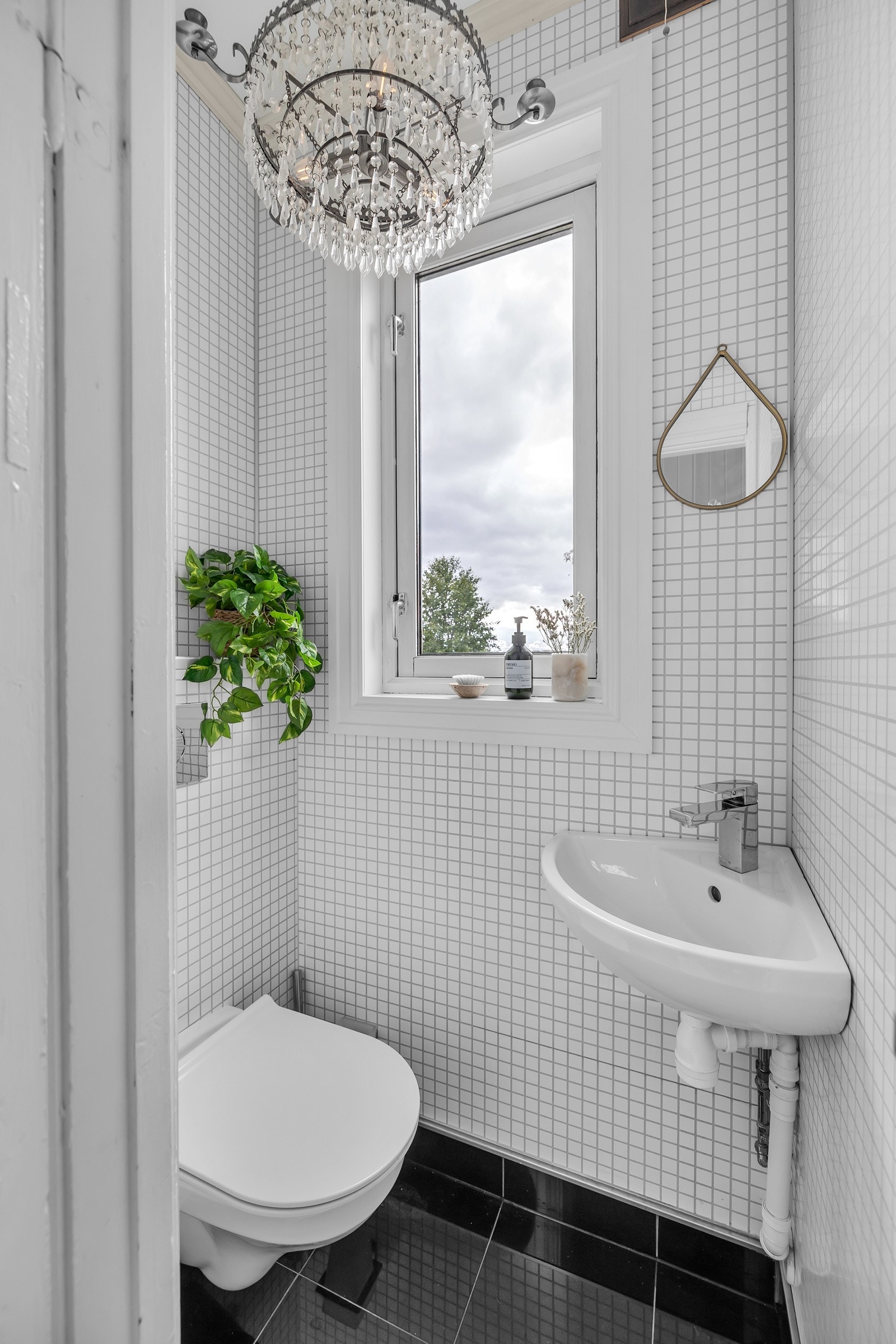 Toalettrom Galleribilde