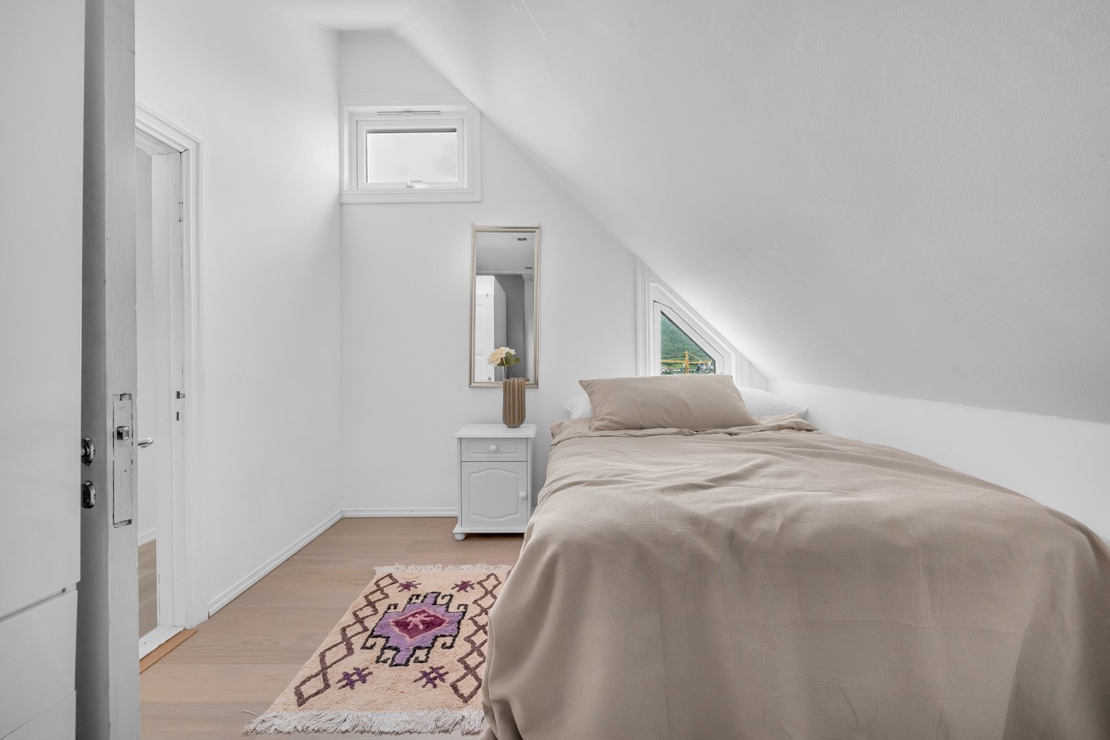 Soverom i 2.etasje Galleribilde