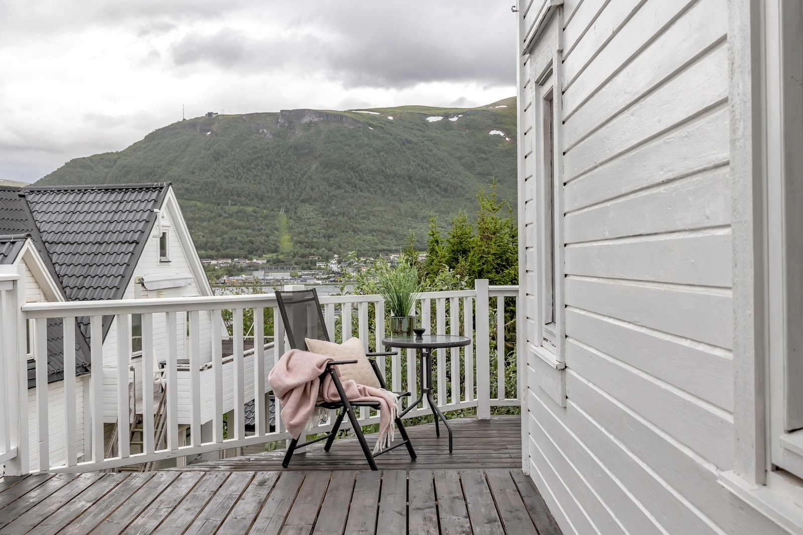 Flott utsikt fra balkongen Galleribilde