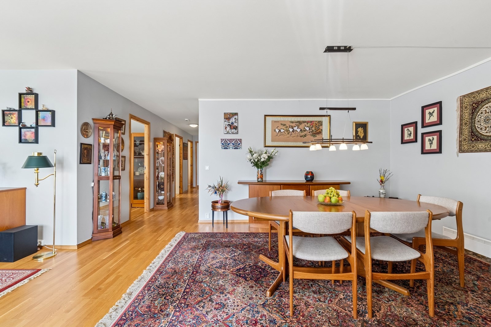 Koselig spiseplass. Galleribilde