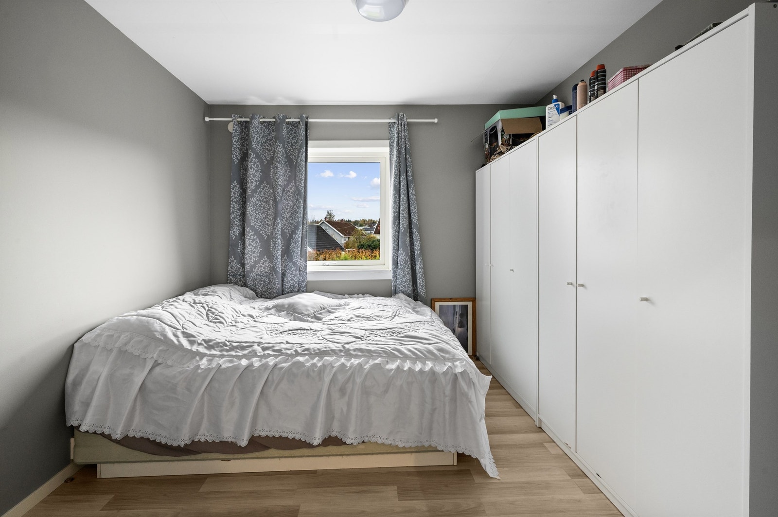 Boligen har hele tre soverom av god størrelse. Galleribilde