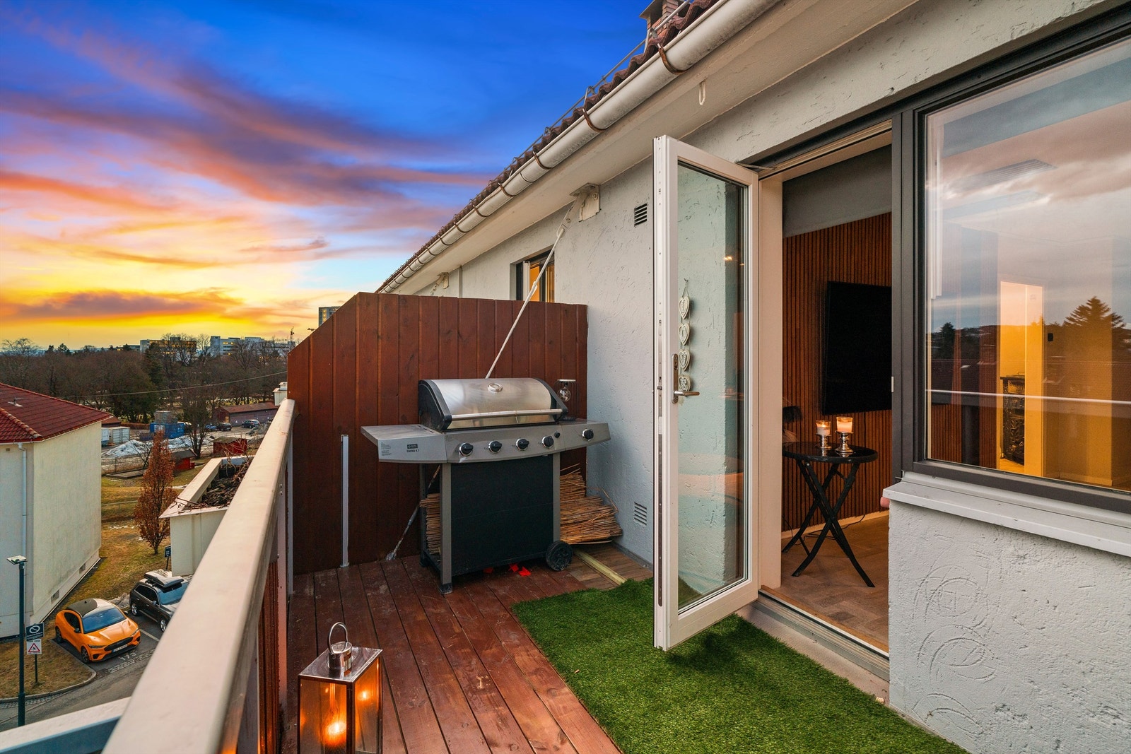 Eiendomsmegler Krogsveen v/Jonas Hovland har gleden av å presentere Agmund Bolts vei 35! Foto: Peter Futo/Cool Pics AS Galleribilde