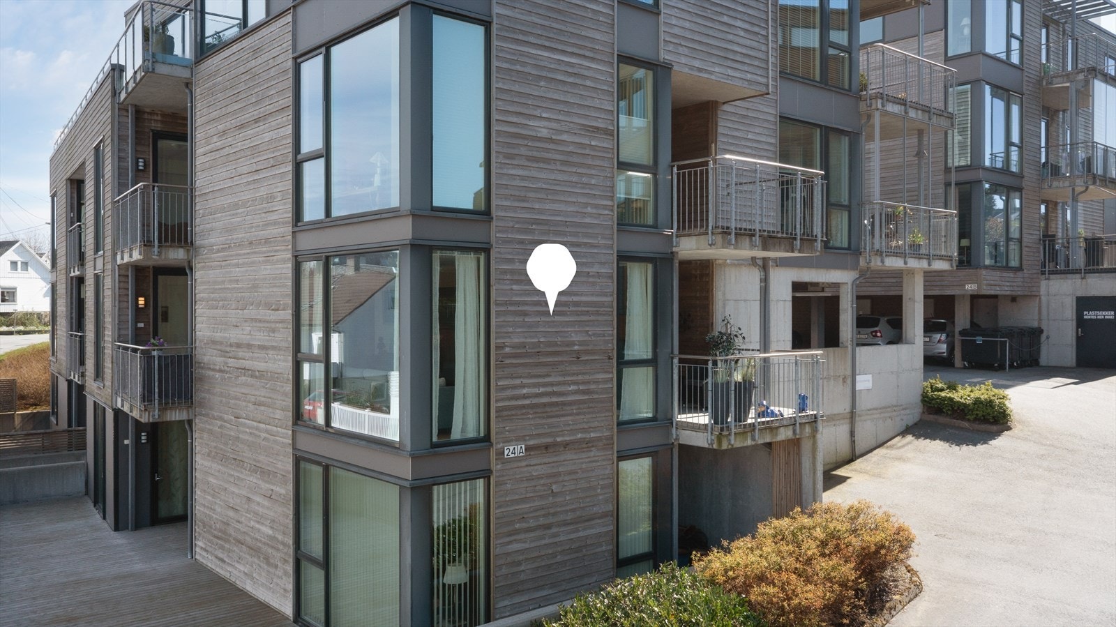 Stangalandgata 24 A er en lys og flott leilighet beliggende i 2. etasje med trappefri adkomst - en leilighet som passer ypperlig for alle aldersgrupper Galleribilde