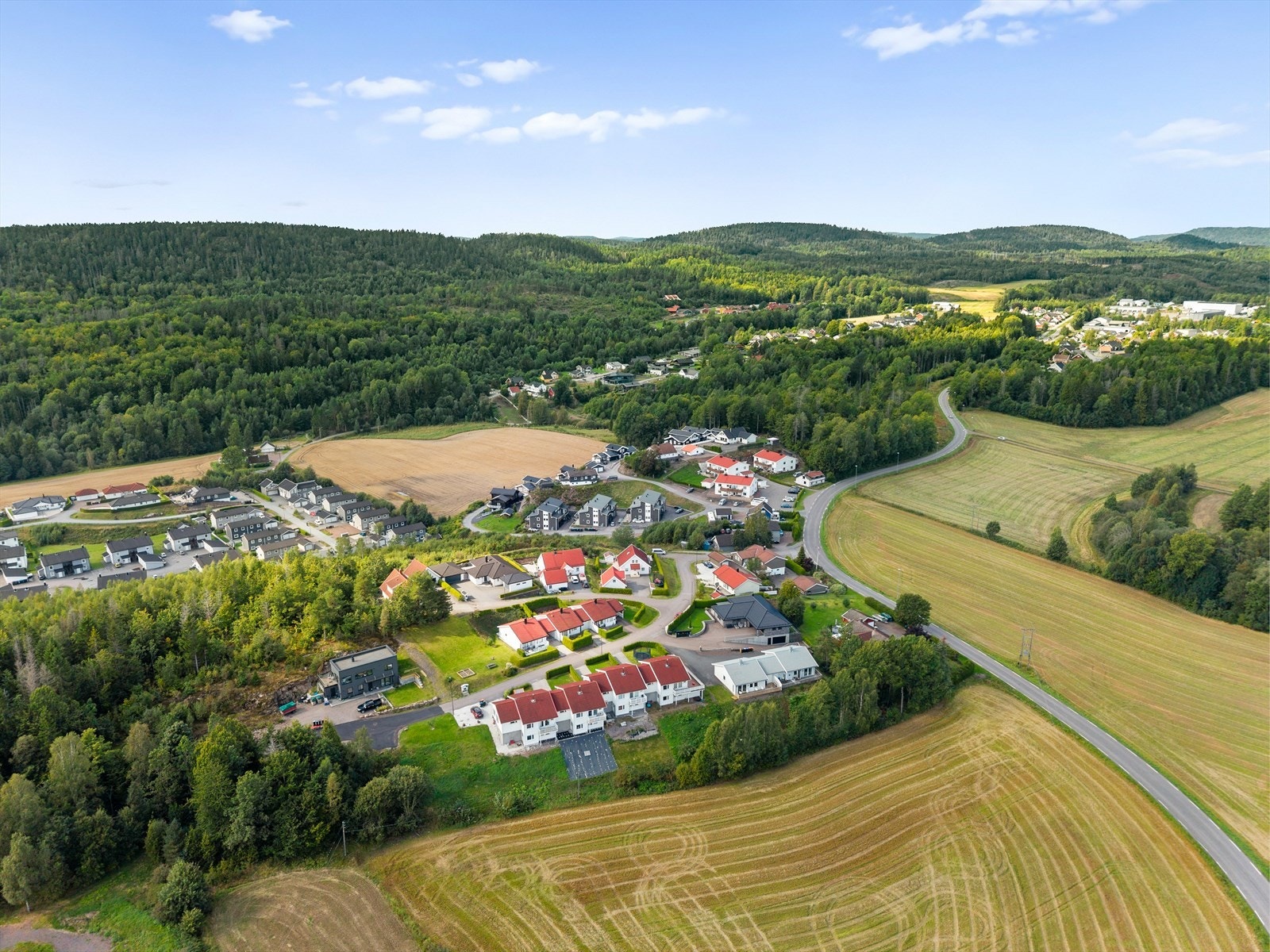 Velkommen til Skabos vei 2, presentert av Aktiv Eiendomsmegling v/Kaia Hostvedt Dahle Galleribilde