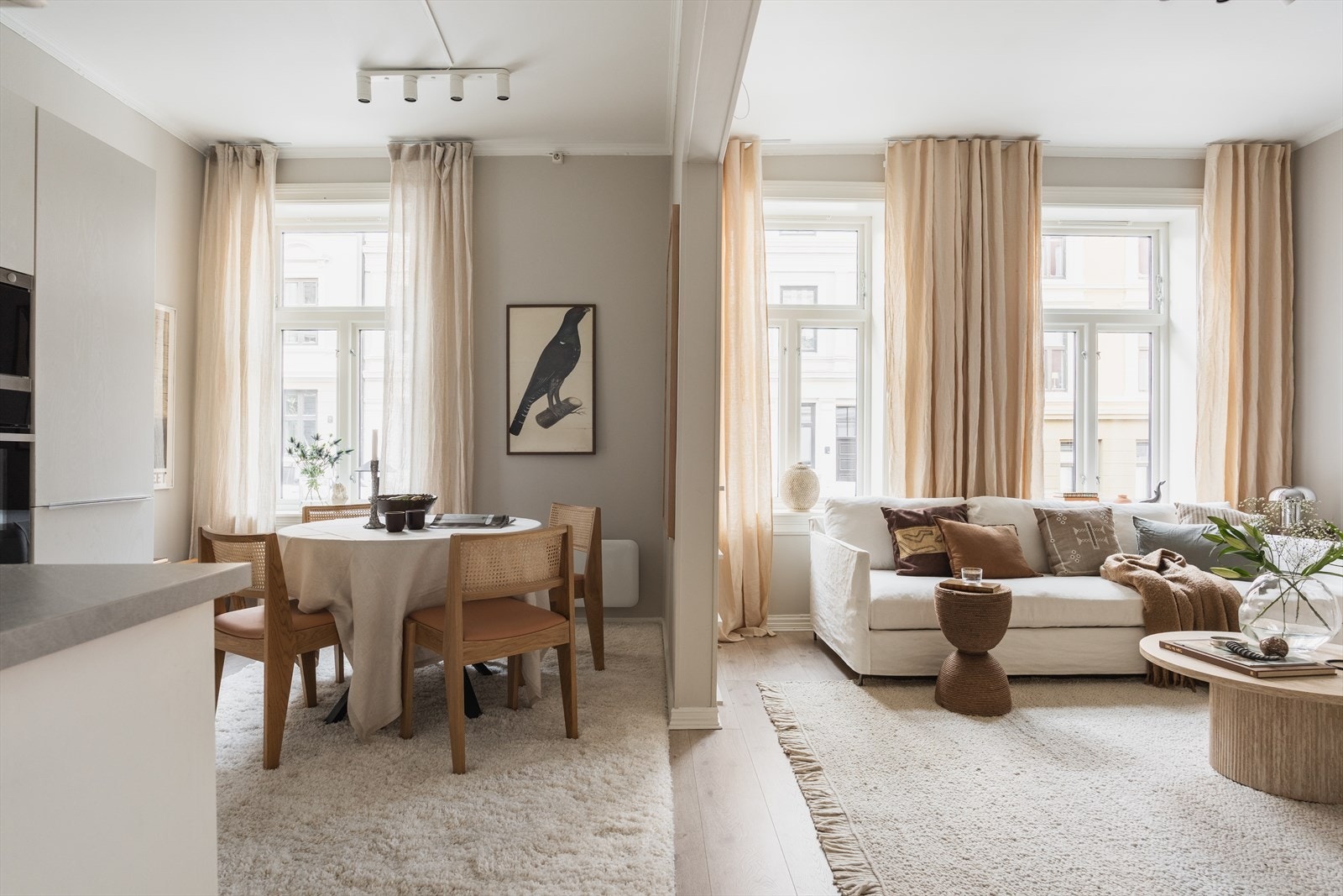 Lys og delikat 2(3)-roms andelsleilighet med klassiske detaljer - attraktivt beliggende midt på Majorstuen Galleribilde