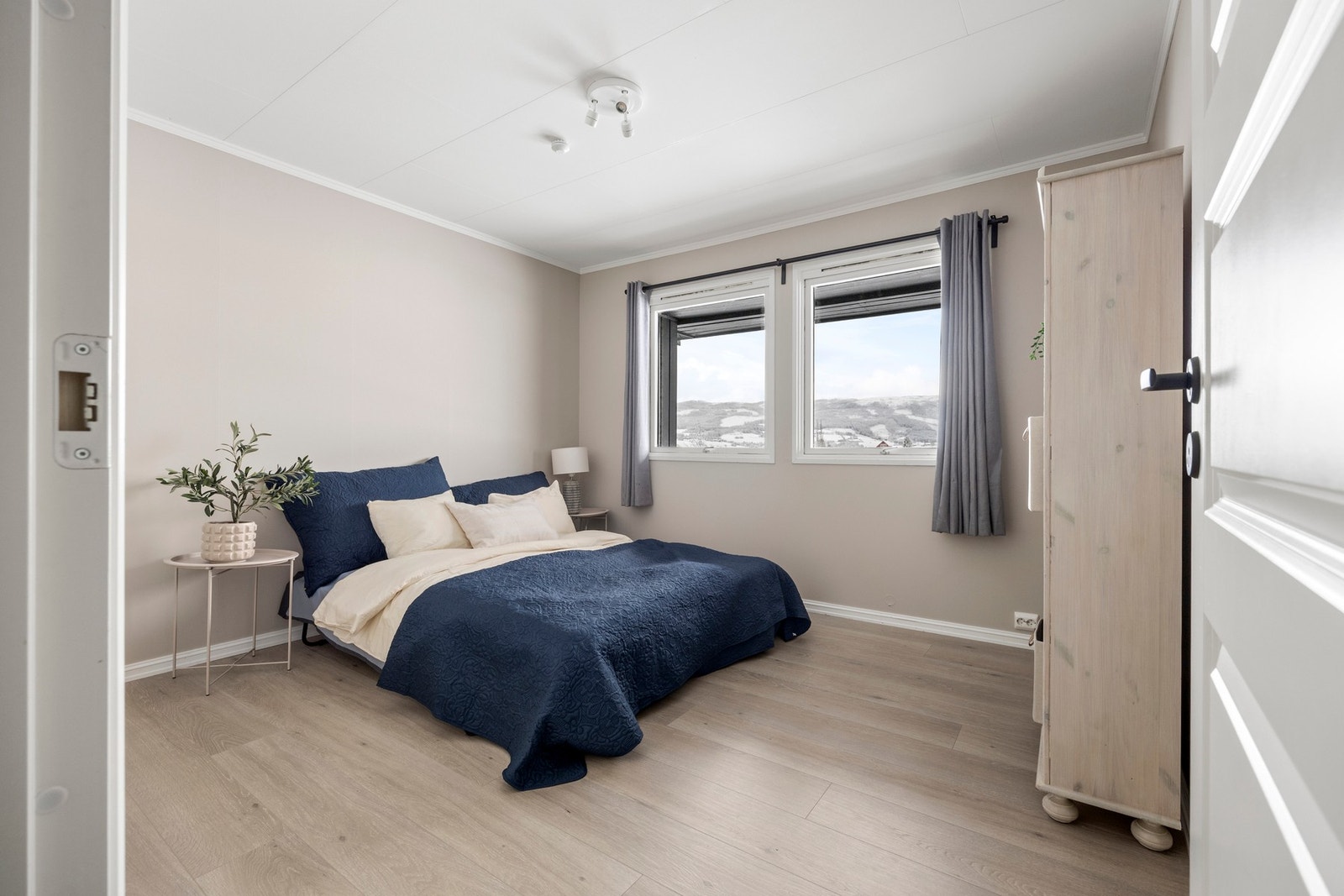 Soverom - ca 11 kvm. Galleribilde