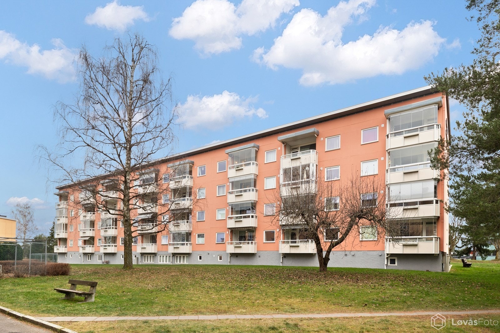 Her bor du i et veldrevet borettslag på Manglerud i et attraktivt og barnevennlig område. Galleribilde