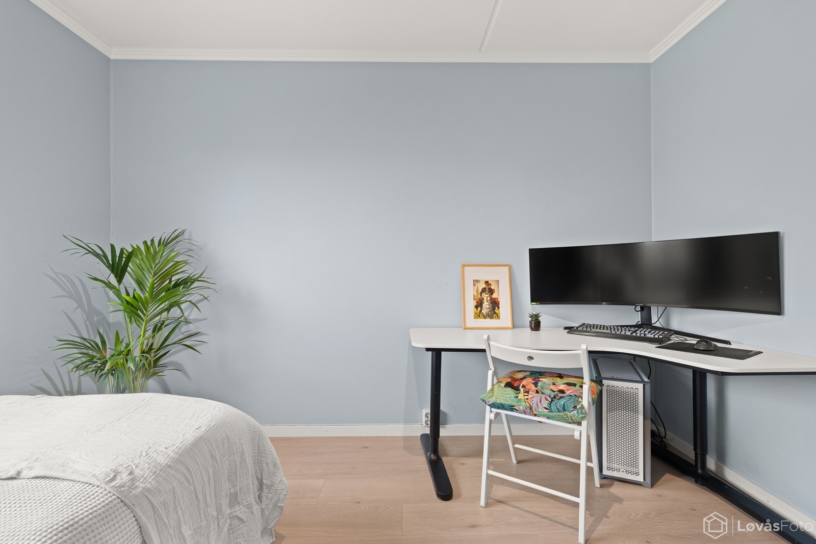 Rommets størrelse gir gode innredningsmuligheter. Galleribilde