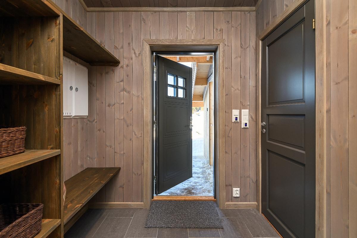 inspirasjonsbilde fra lignende hytte med like dører. Galleribilde