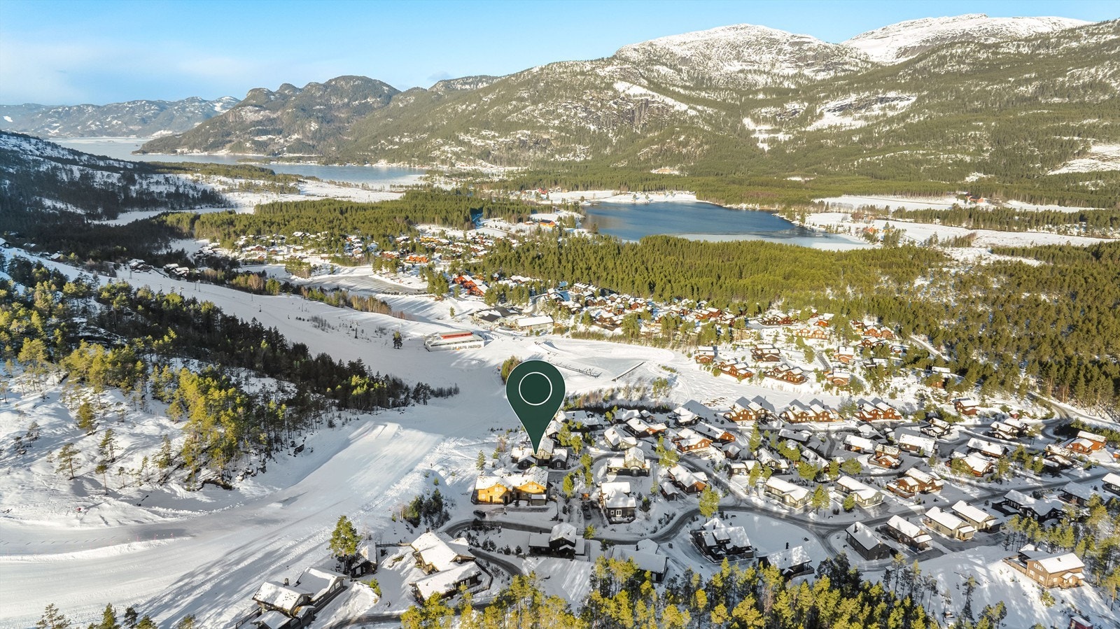 Kort vei til kafeen, alpinanlegget og for øvrig turområder Galleribilde