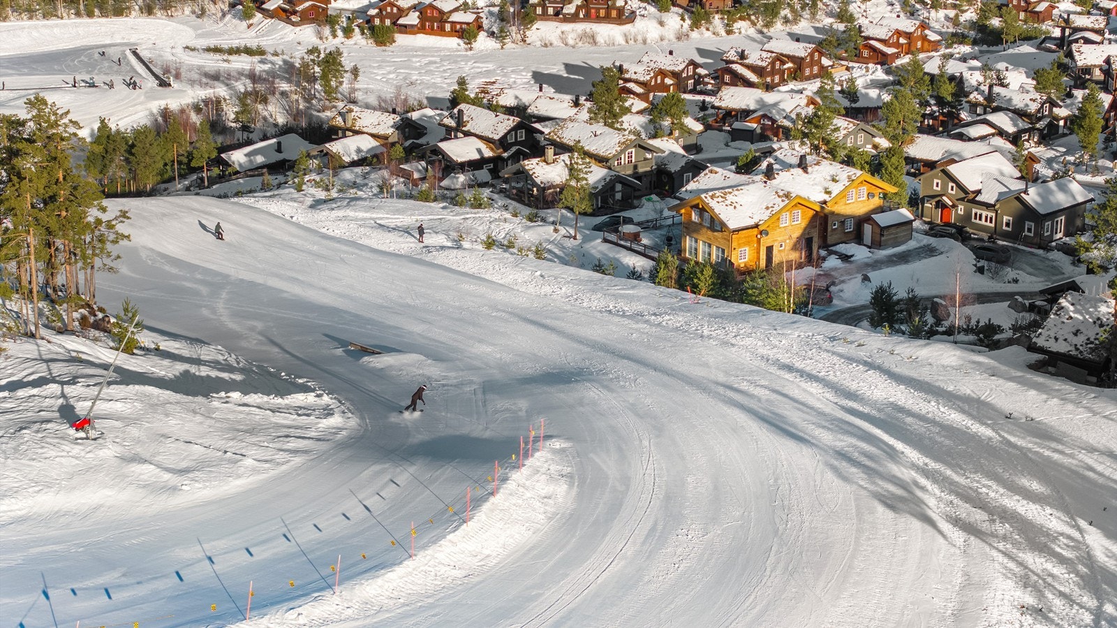 Alpinanlegget i Vrådal er veldig populært for store og små Galleribilde