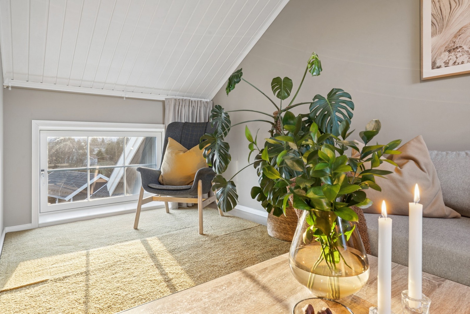 Plass til sittegruppe oppe i stuen. Galleribilde