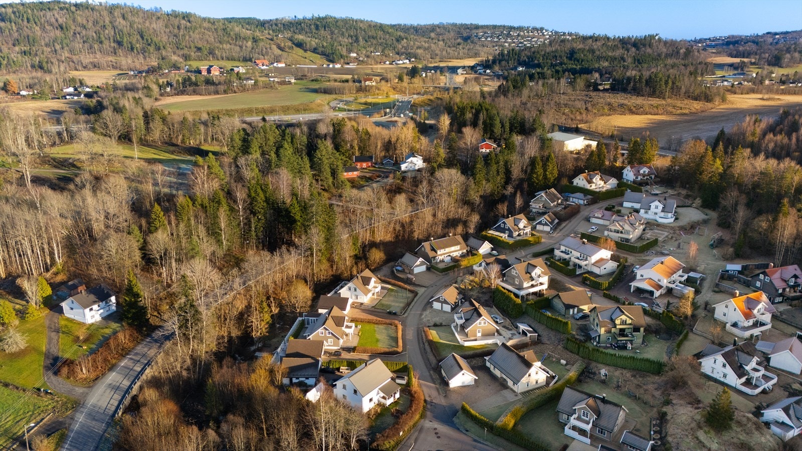 Dronefoto av området Galleribilde