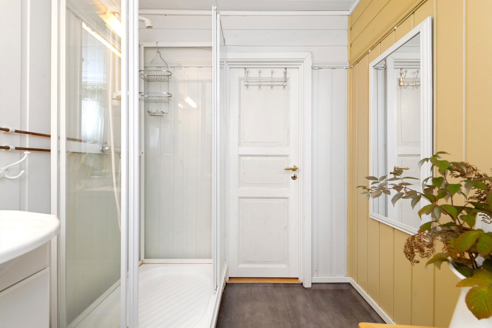 Det er ikke sluk i gulv på bad Galleribilde