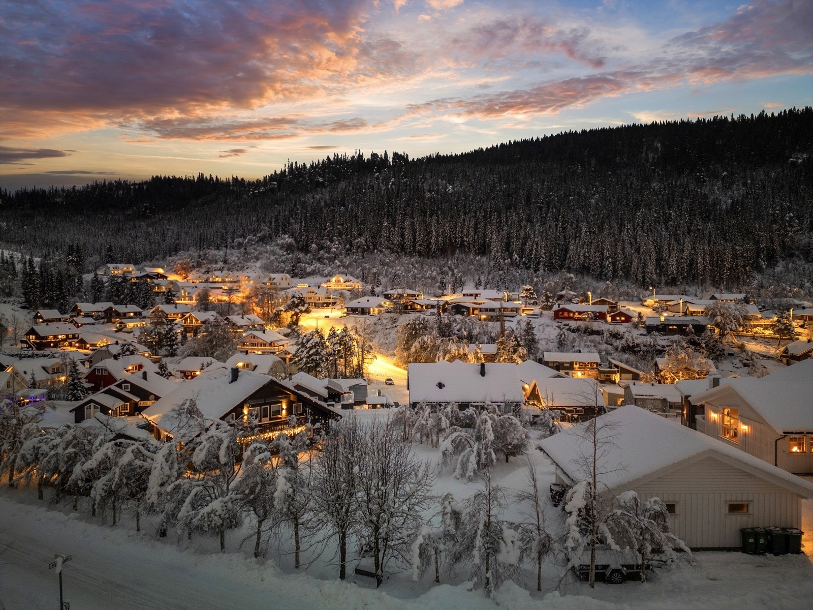 Utsikten på takterrassen er nydelig, og her og man kan invitere venner og familie på godværsdager! Galleribilde