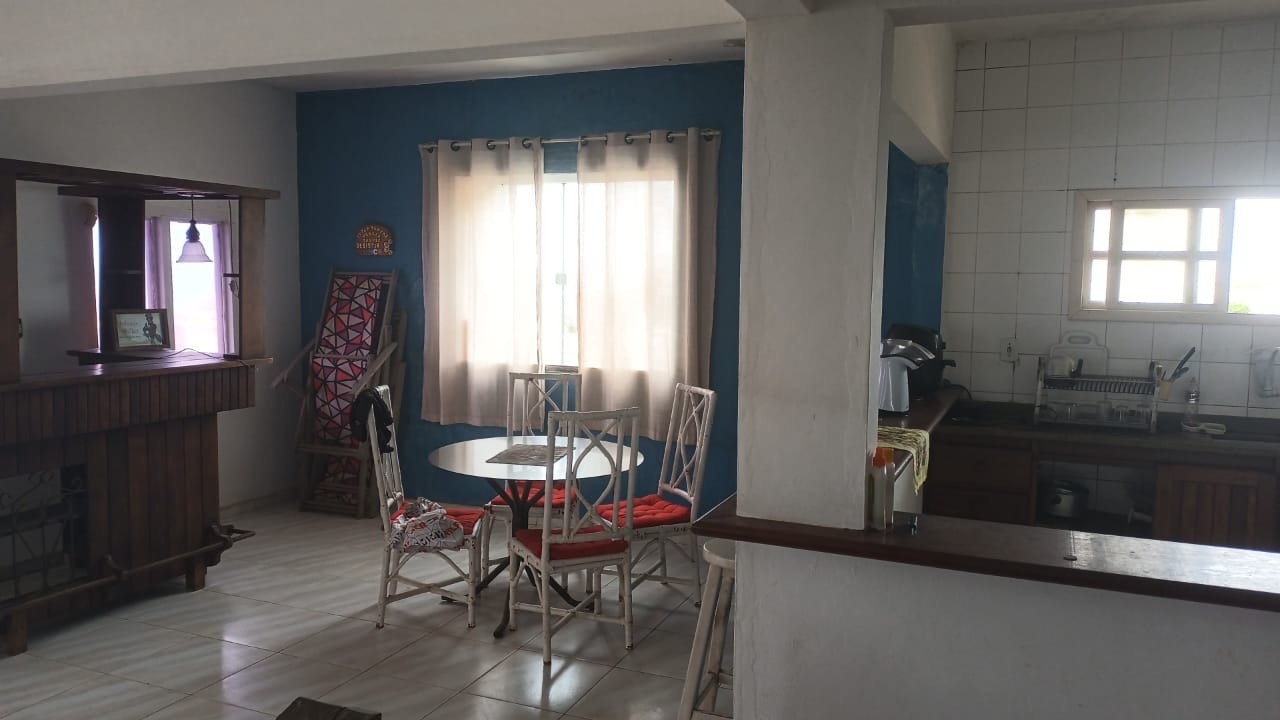 Stue med åpen kjøkkenløsning Galleribilde