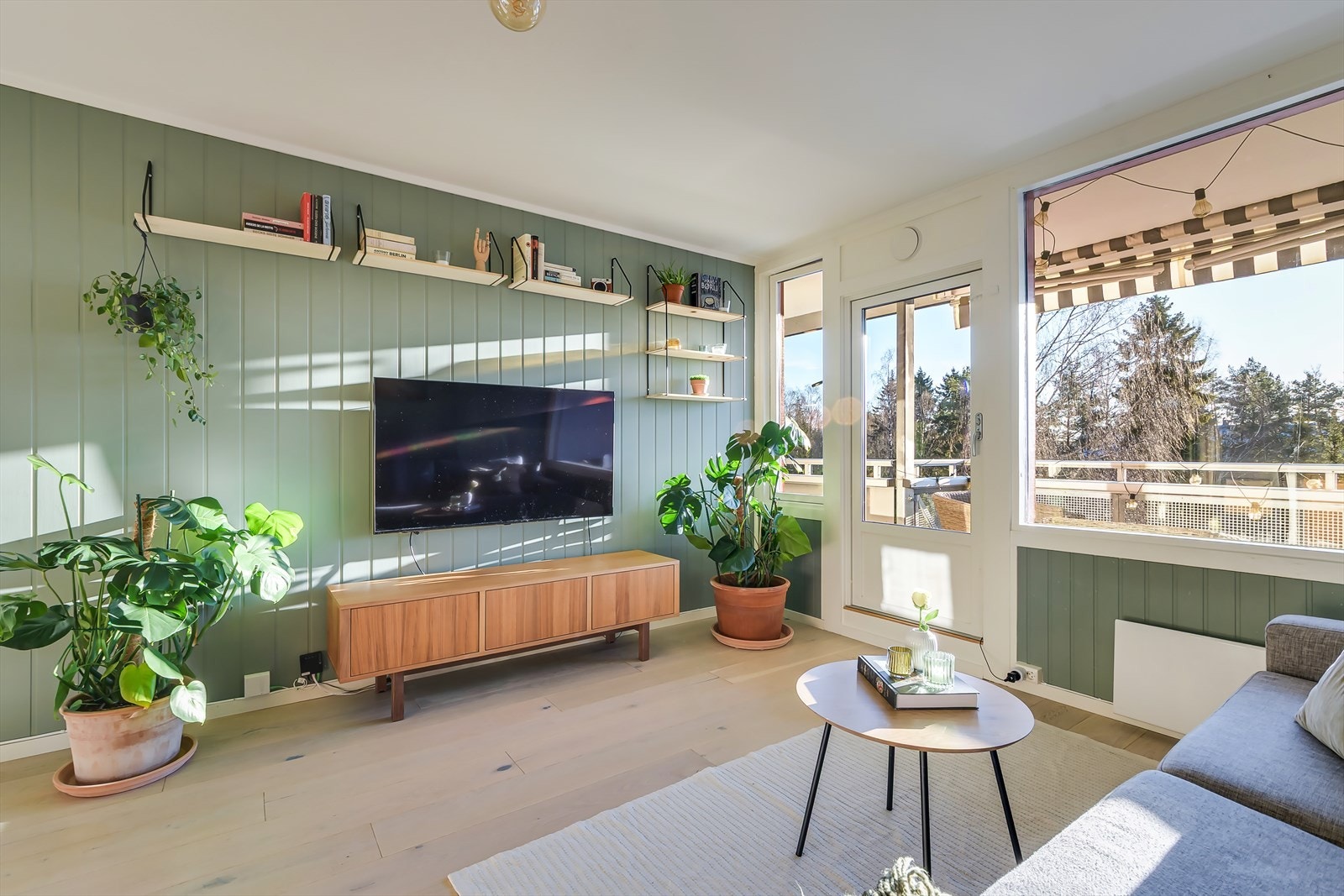 En attraktiv og flott 3-roms andelsleilighet med en barnevennlig beliggenhet. Galleribilde