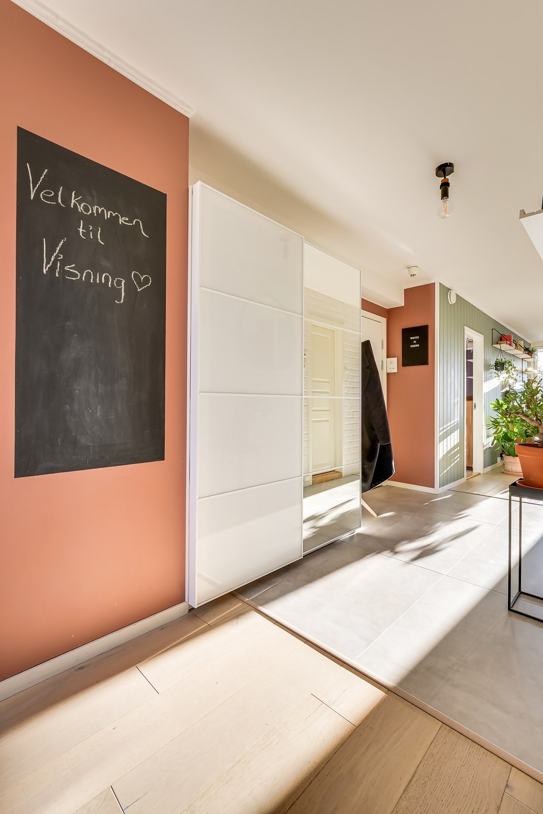 I tillegg til god lagringsplass i leiligheten, disponerer leiligheten en kjellerbod på 6m². Galleribilde