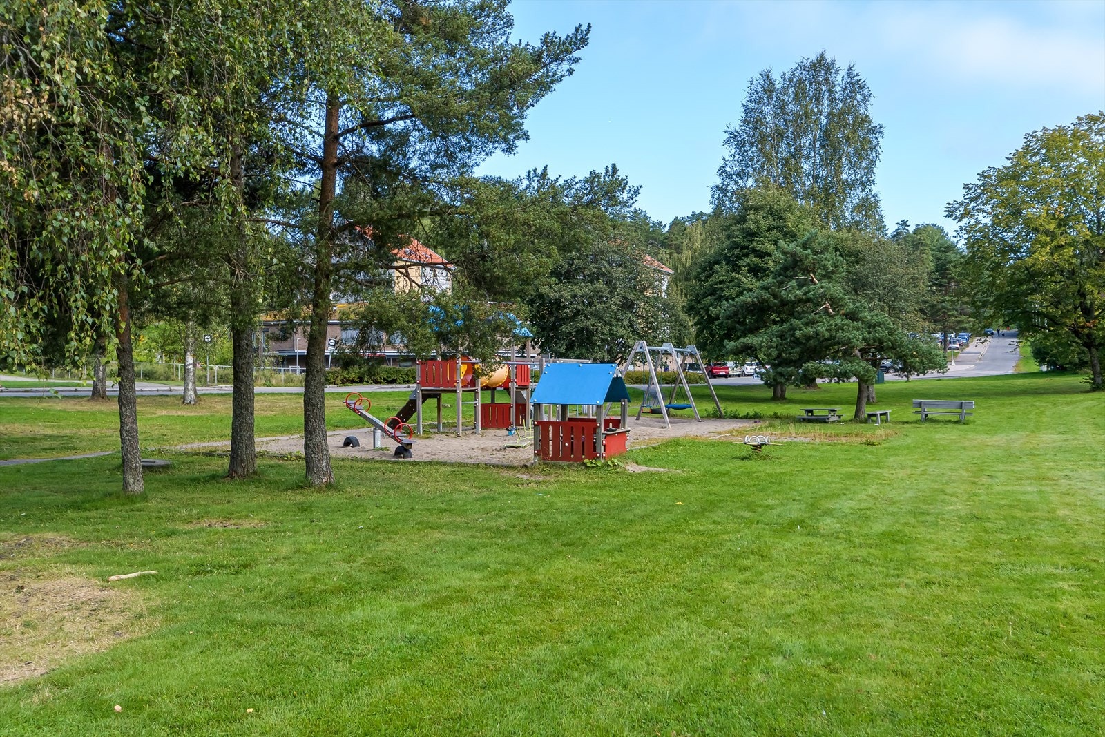 Boligen ligger i et rolig barnevennlig område Galleribilde