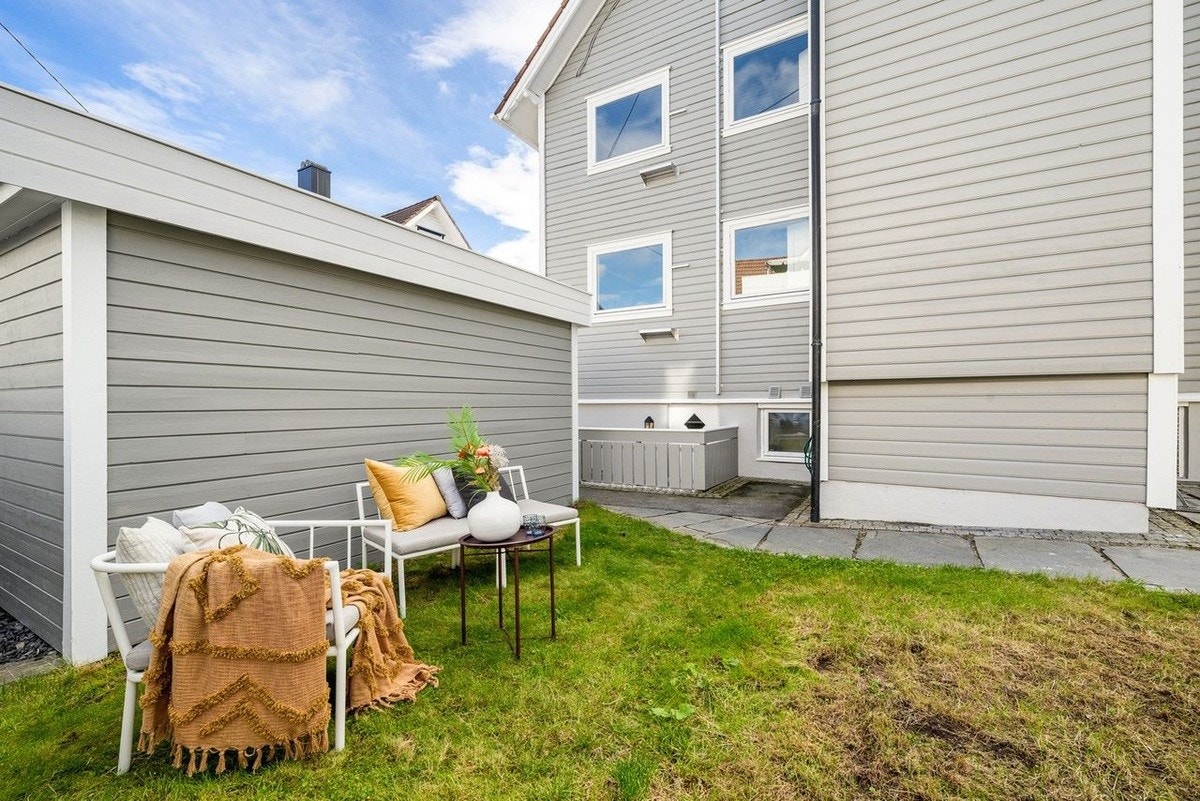 Egen inngang Galleribilde