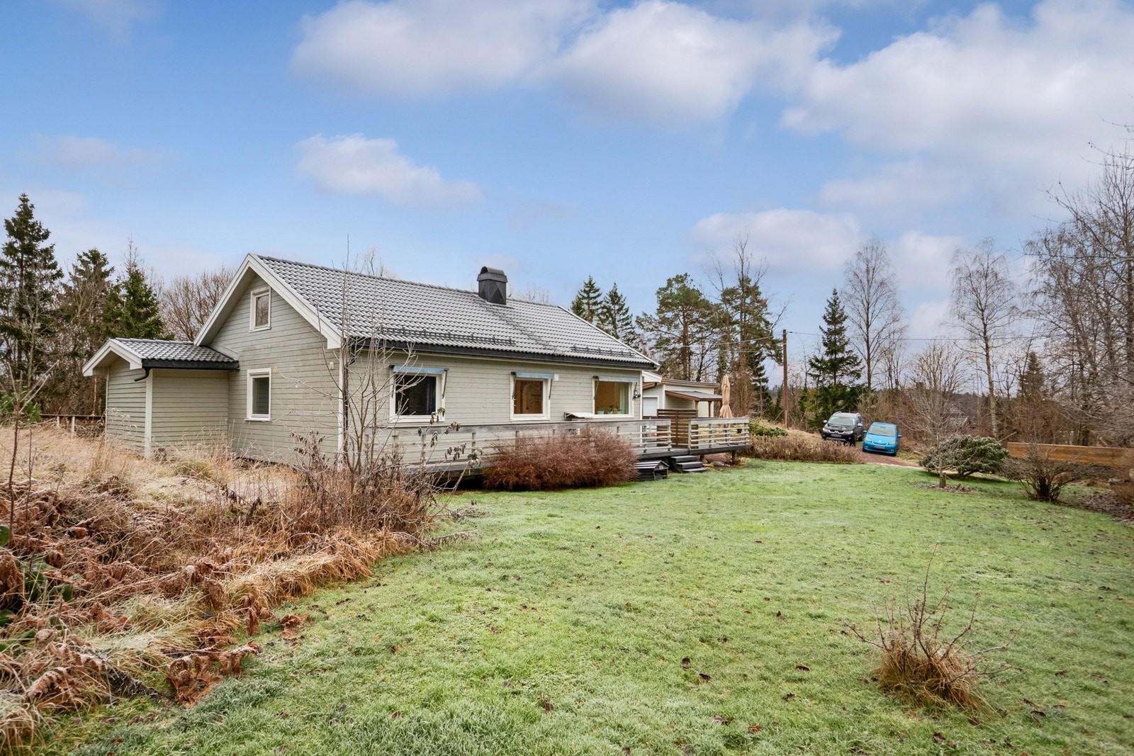 Løpende oppgradert med bl.a. nytt taktekke m/renner og nedløp, kledning og etterisolering i perioden 2018-2021. Galleribilde