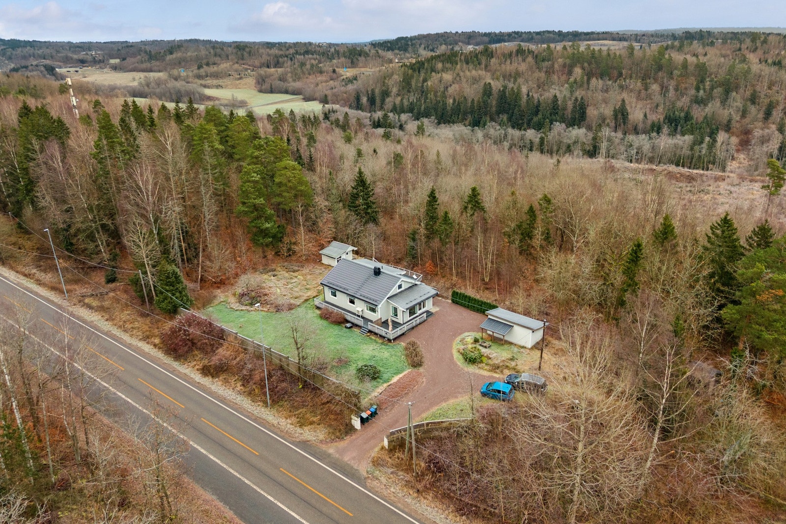 Velkommen til Undrumsdalveien 235 presentert av PrivatMegleren v/ Morten Liland Galleribilde