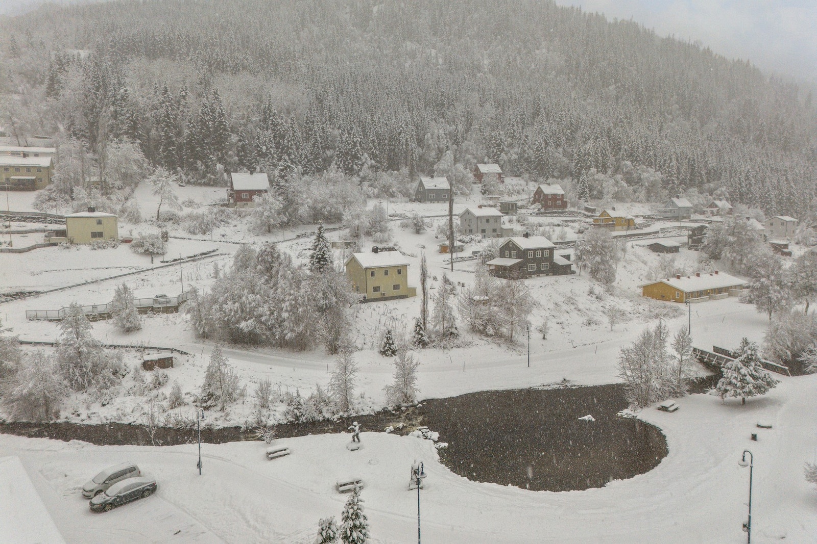 Gangavstand til lekeområde og sjøen Galleribilde