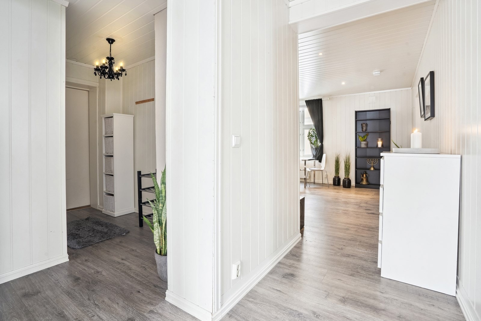 Leiligheten ble i sin helhet rehabilitert i 2014, og har en god boligstandard. Galleribilde